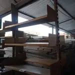 LOTE 595 - 01 ESTANTE EM AÇO COM 07 PRATELEIRAS. (NO ESTADO) ATENÇÃO! FAZER A VISITAÇÃO ANTES DE ARREMATAR, NÃO SABEMOS SE FUNCIONA. LEILÃO NÃO TEM GARANTIA E NEM DEVOLUÇÃO, SUJEITO A POSSÍVEIS AVARIAS VISÍVEIS/OCULTAS E/OU AUSÊNCIA DE COMPONENTES.