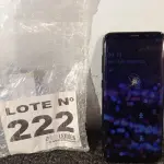 LOTE 222 - 01 - SAMSUNG GALAXY S8 64GB (NO ESTADO, NÃO SABEMOS SE FUNCIONA. LEILÃO NÃO TEM GARANTIA E NEM DEVOLUÇÃO, SUJEITO A POSSÍVEIS AVARIAS VISÍVEIS/OCULTAS E/OU AUSÊNCIA DE COMPONENTES)