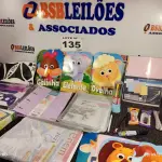 LOTE 135 - 30 – ITENS DE PAPELARIA DIVERSOS (NO ESTADO, NÃO SABEMOS SE FUNCIONA. LEILÃO NÃO TEM GARANTIA E NEM DEVOLUÇÃO, SUJEITO A POSSÍVEIS AVARIAS VISÍVEIS/OCULTAS E/OU AUSÊNCIA DE COMPONENTES)