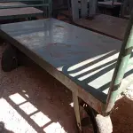 LOTE 637 - 01 CARRINHO PARA TRANSPORTE DE CARGAS COM AVARIAS. (NO ESTADO) ATENÇÃO! FAZER A VISITAÇÃO ANTES DE ARREMATAR, NÃO SABEMOS SE FUNCIONA. LEILÃO NÃO TEM GARANTIA E NEM DEVOLUÇÃO, SUJEITO A POSSÍVEIS AVARIAS VISÍVEIS/OCULTAS E/OU AUSÊNCIA DE COMPONENTES.
