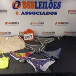 LOTE 207 - 15 – PEÇAS DE ROUPAS FEMININAS DIVERSAS (NO ESTADO, NÃO SABEMOS SE FUNCIONA. LEILÃO NÃO TEM GARANTIA E NEM DEVOLUÇÃO, SUJEITO A POSSÍVEIS AVARIAS VISÍVEIS/OCULTAS E/OU AUSÊNCIA DE COMPONENTES)