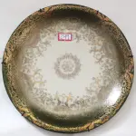 LOTE 013 - RARO PRATO DE COLEÇÃO EM FINA PORCELANA ALEMÃ, ADORNADO EM FIO DE OURO 20 CM DE DIAM. (NO ESTADO)
