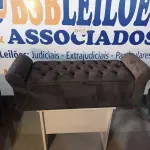 LOTE 065 - 01 - RECAMIER PUFF BAU (NO ESTADO, NÃO SABEMOS SE FUNCIONA. LEILÃO NÃO TEM GARANTIA E NEM DEVOLUÇÃO, SUJEITO A POSSÍVEIS AVARIAS VISÍVEIS/OCULTAS E/OU AUSÊNCIA DE COMPONENTES)