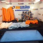 LOTE 050 - 10 – PEÇAS DE ROUPAS MASCULINAS DIVERSAS (NO ESTADO, NÃO SABEMOS SE FUNCIONA. LEILÃO NÃO TEM GARANTIA E NEM DEVOLUÇÃO, SUJEITO A POSSÍVEIS AVARIAS VISÍVEIS/OCULTAS E/OU AUSÊNCIA DE COMPONENTES)