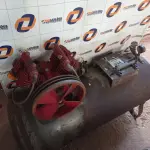 LOTE 594 - 01 COMPRESSOR DE AR INCOMPLETO. (NO ESTADO) ATENÇÃO! FAZER A VISITAÇÃO ANTES DE ARREMATAR, NÃO SABEMOS SE FUNCIONA. LEILÃO NÃO TEM GARANTIA E NEM DEVOLUÇÃO, SUJEITO A POSSÍVEIS AVARIAS VISÍVEIS/OCULTAS E/OU AUSÊNCIA DE COMPONENTES.