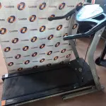 LOTE 592 - 01 ESTEIRA ERGOMÉTRICA. (NO ESTADO) ATENÇÃO! FAZER A VISITAÇÃO ANTES DE ARREMATAR, NÃO SABEMOS SE FUNCIONA. LEILÃO NÃO TEM GARANTIA E NEM DEVOLUÇÃO, SUJEITO A POSSÍVEIS AVARIAS VISÍVEIS/OCULTAS E/OU AUSÊNCIA DE COMPONENTES.