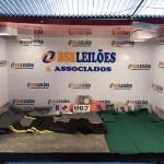 LOTE 067 - 15 – PEÇAS DE ROUPAS FEMININAS DIVERSAS (NO ESTADO, NÃO SABEMOS SE FUNCIONA. LEILÃO NÃO TEM GARANTIA E NEM DEVOLUÇÃO, SUJEITO A POSSÍVEIS AVARIAS VISÍVEIS/OCULTAS E/OU AUSÊNCIA DE COMPONENTES)