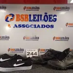 LOTE 244 - 02 – PARES DE CALÇADOS MASCULINOS Nº 40 (NO ESTADO, NÃO SABEMOS SE FUNCIONA. LEILÃO NÃO TEM GARANTIA E NEM DEVOLUÇÃO, SUJEITO A POSSÍVEIS AVARIAS VISÍVEIS/OCULTAS E/OU AUSÊNCIA DE COMPONENTES)