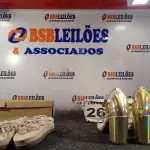 LOTE 269 - 02 – PARES DE CALÇADOS FEMININO Nº 37 (NO ESTADO, NÃO SABEMOS SE FUNCIONA. LEILÃO NÃO TEM GARANTIA E NEM DEVOLUÇÃO, SUJEITO A POSSÍVEIS AVARIAS VISÍVEIS/OCULTAS E/OU AUSÊNCIA DE COMPONENTES)