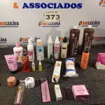 LOTE 373 - 25 - COSMÉTICOS DIVERSOS (NO ESTADO, NÃO SABEMOS SE FUNCIONA. LEILÃO NÃO TEM GARANTIA E NEM DEVOLUÇÃO, SUJEITO A POSSÍVEIS AVARIAS VISÍVEIS/OCULTAS E/OU AUSÊNCIA DE COMPONENTES)