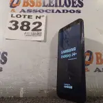 LOTE 382 - 01 – CELULAR SAMSUNG J4 (NO ESTADO, NÃO SABEMOS SE FUNCIONA. LEILÃO NÃO TEM GARANTIA E NEM DEVOLUÇÃO, SUJEITO A POSSÍVEIS AVARIAS VISÍVEIS/OCULTAS E/OU AUSÊNCIA DE COMPONENTES)