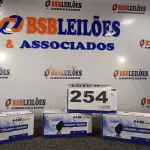 LOTE 254 - 04 – CÂMERAS DE SEGURANÇA FULL HD (NO ESTADO, NÃO SABEMOS SE FUNCIONA. LEILÃO NÃO TEM GARANTIA E NEM DEVOLUÇÃO, SUJEITO A POSSÍVEIS AVARIAS VISÍVEIS/OCULTAS E/OU AUSÊNCIA DE COMPONENTES)