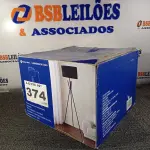 LOTE 374 - 01 - LUMINÁRIA DE CHÃO (NO ESTADO, NÃO SABEMOS SE FUNCIONA. LEILÃO NÃO TEM GARANTIA E NEM DEVOLUÇÃO, SUJEITO A POSSÍVEIS AVARIAS VISÍVEIS/OCULTAS E/OU AUSÊNCIA DE COMPONENTES)