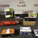 LOTE 331 - 10 - ITENS DE TECNOLOGIA DIVERSOS (NO ESTADO, NÃO SABEMOS SE FUNCIONA. LEILÃO NÃO TEM GARANTIA E NEM DEVOLUÇÃO, SUJEITO A POSSÍVEIS AVARIAS VISÍVEIS/OCULTAS E/OU AUSÊNCIA DE COMPONENTES)