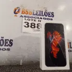 LOTE 388 - 01 - IPHONE 6S 32 GB CINZA LACRADO (NO ESTADO, NÃO SABEMOS SE FUNCIONA. LEILÃO NÃO TEM GARANTIA E NEM DEVOLUÇÃO, SUJEITO A POSSÍVEIS AVARIAS VISÍVEIS/OCULTAS E/OU AUSÊNCIA DE COMPONENTES)