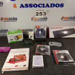 LOTE 253 - 10 - ITENS DE TECNOLOGIA DIVERSOS (NO ESTADO, NÃO SABEMOS SE FUNCIONA. LEILÃO NÃO TEM GARANTIA E NEM DEVOLUÇÃO, SUJEITO A POSSÍVEIS AVARIAS VISÍVEIS/OCULTAS E/OU AUSÊNCIA DE COMPONENTES)