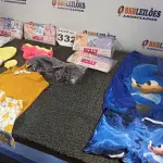 LOTE 332 - 31 – PEÇAS DE ROUPAS INFANTIL DIVERSAS (NO ESTADO, NÃO SABEMOS SE FUNCIONA. LEILÃO NÃO TEM GARANTIA E NEM DEVOLUÇÃO, SUJEITO A POSSÍVEIS AVARIAS VISÍVEIS/OCULTAS E/OU AUSÊNCIA DE COMPONENTES)