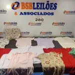 LOTE 280 - 50 – ITENS DE BEBES (NO ESTADO, NÃO SABEMOS SE FUNCIONA. LEILÃO NÃO TEM GARANTIA E NEM DEVOLUÇÃO, SUJEITO A POSSÍVEIS AVARIAS VISÍVEIS/OCULTAS E/OU AUSÊNCIA DE COMPONENTES)