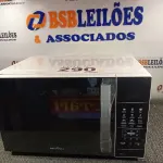 LOTE 290 - 01 - MICRO-ONDAS BRITÂNIA 34 LITROS PORTA ESPELHADA 220VOLTS (NO ESTADO, NÃO SABEMOS SE FUNCIONA. LEILÃO NÃO TEM GARANTIA E NEM DEVOLUÇÃO, SUJEITO A POSSÍVEIS AVARIAS VISÍVEIS/OCULTAS E/OU AUSÊNCIA DE COMPONENTES)
