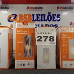LOTE 278 - 04 - PENDENTES BRONZEARTE (NO ESTADO, NÃO SABEMOS SE FUNCIONA. LEILÃO NÃO TEM GARANTIA E NEM DEVOLUÇÃO, SUJEITO A POSSÍVEIS AVARIAS VISÍVEIS/OCULTAS E/OU AUSÊNCIA DE COMPONENTES)