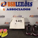 LOTE 149 - 03 – PARES DE CALÇADOS FEMININOS Nº 36 (NO ESTADO, NÃO SABEMOS SE FUNCIONA. LEILÃO NÃO TEM GARANTIA E NEM DEVOLUÇÃO, SUJEITO A POSSÍVEIS AVARIAS VISÍVEIS/OCULTAS E/OU AUSÊNCIA DE COMPONENTES)