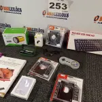 LOTE 253 - 10 - ITENS DE TECNOLOGIA DIVERSOS (NO ESTADO, NÃO SABEMOS SE FUNCIONA. LEILÃO NÃO TEM GARANTIA E NEM DEVOLUÇÃO, SUJEITO A POSSÍVEIS AVARIAS VISÍVEIS/OCULTAS E/OU AUSÊNCIA DE COMPONENTES)