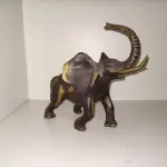 LOTE 066 - ESCULTURA ELEFANTE BEM  PESADO EM  BRONZE MASSIÇO 26 DE  ALT X 30 COMP X 15  LARG (NO ESTADO)