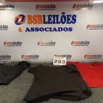 LOTE 293 - 06 – PEÇAS DE ROUPAS FEMININAS (NO ESTADO, NÃO SABEMOS SE FUNCIONA. LEILÃO NÃO TEM GARANTIA E NEM DEVOLUÇÃO, SUJEITO A POSSÍVEIS AVARIAS VISÍVEIS/OCULTAS E/OU AUSÊNCIA DE COMPONENTES)