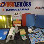 LOTE 321 - 30 - ITENS DE PAPELARIA DIVERSOS (NO ESTADO, NÃO SABEMOS SE FUNCIONA. LEILÃO NÃO TEM GARANTIA E NEM DEVOLUÇÃO, SUJEITO A POSSÍVEIS AVARIAS VISÍVEIS/OCULTAS E/OU AUSÊNCIA DE COMPONENTES)