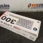 LOTE 300 - 01 - TECLADO GAMER MOTOSPEED CK61 (NO ESTADO, NÃO SABEMOS SE FUNCIONA. LEILÃO NÃO TEM GARANTIA E NEM DEVOLUÇÃO, SUJEITO A POSSÍVEIS AVARIAS VISÍVEIS/OCULTAS E/OU AUSÊNCIA DE COMPONENTES)