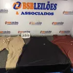 LOTE 359 - 06 – PEÇAS DE ROUPAS MASCULINAS (NO ESTADO, NÃO SABEMOS SE FUNCIONA. LEILÃO NÃO TEM GARANTIA E NEM DEVOLUÇÃO, SUJEITO A POSSÍVEIS AVARIAS VISÍVEIS/OCULTAS E/OU AUSÊNCIA DE COMPONENTES)