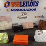 LOTE 328 - 07 – BOLSAS DIVERSAS (NO ESTADO, NÃO SABEMOS SE FUNCIONA. LEILÃO NÃO TEM GARANTIA E NEM DEVOLUÇÃO, SUJEITO A POSSÍVEIS AVARIAS VISÍVEIS/OCULTAS E/OU AUSÊNCIA DE COMPONENTES)