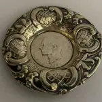 LOTE 304 - CINZEIRO EM PRATA, ESPANHOLA 1880, PESO: 35 GRS.(NO ESTADO)