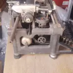 LOTE 369 - MÁQUINA DE ESCREVER ANTIGA DÉCADA DE 70 (NO ESTADO)