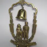 LOTE 190 - ANTIGO PORTA CHAVES EM BRONZE (NO ESTADO)