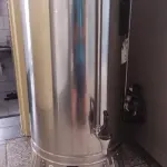 LOTE 424 - CAFETEIRA  EM INOX (NO ESTADO)