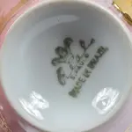 LOTE 207 - 5 PEÇAS EM PORCELANA, FRISOS A OURO, MARCADAS, PEÇAS BRASILEIRAS E JAPONESAS (NO ESTADO)
