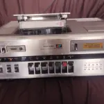 LOTE 341 - VIDEO CASSETE TOSHIBA BETAMAX RARO (NO ESTADO)