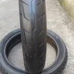 LOTE 363 - PNEU 100/90 B19 MICHELIN SCORCHER 31 HARLEY DAVIDSON (NO ESTADO)