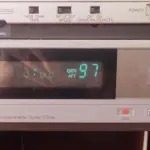 LOTE 344 - VÍDEO CASSETE PANASONIC PV-8.000  STEREO  FUNCIONANDO PERFEITAMENTE (NO ESTADO)
