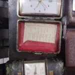 LOTE 328 - LOTE COM 6 RELÓGIOS A CORDAS ANTIGOS (NO ESTADO)