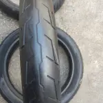 LOTE 363 - PNEU 100/90 B19 MICHELIN SCORCHER 31 HARLEY DAVIDSON (NO ESTADO)