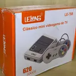 LOTE 012 - 01 VIDEOGAME CLÁSSICO COM 620 JOGOS EMBUTIDOS (NO ESTADO)