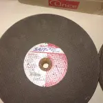 LOTE 410 - LOTE COM 36 DISCOS DE POLICORTES (NO ESTADO)
