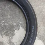 LOTE 363 - PNEU 100/90 B19 MICHELIN SCORCHER 31 HARLEY DAVIDSON (NO ESTADO)