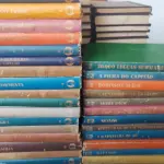 LOTE 618 - COLEÇÃO CLÁSSICOS DA LITERATURA JUVENIL COM 39 VOLUMES (NO ESTADO)