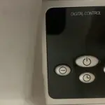 LOTE 534 - AQUECEDOR ELÉTRICO PARA PAREDE FUNCIOANDO PERFEITAMENTE ESTADO DE NOVO (NO ESTADO)