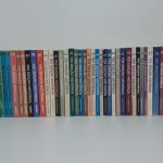 LOTE 581 - COLEÇÃO GIBIS TEX EDIÇÃO HISTÓRICAS COM 53 VOLUMES, (NO ESTADO)