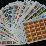 LOTE 623 - LOTE COM COLEÇÕES DE SELOS SÃO 61 CARTELAS COMPLETAS COM SELOS EM ÓTIMOS ESTADO (NO ESTADO)