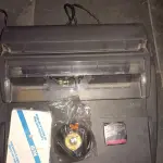 LOTE 554 - MÁQUINA DE ESCREVER ANTIGA FUNCIONANDO PERFEITAMENTE (NO ESTADO)